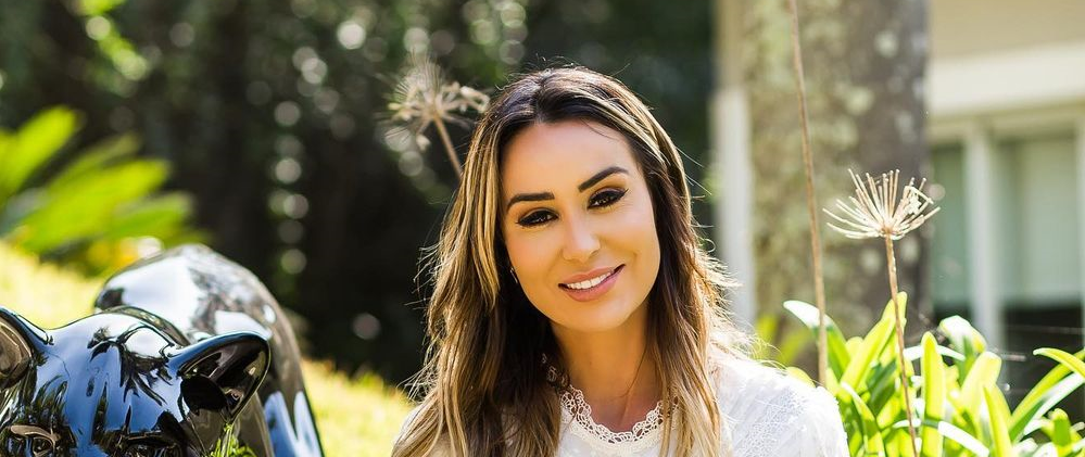 Dermatite psoriasiforme: o que é a condição da ex-BBB Letícia Santiago