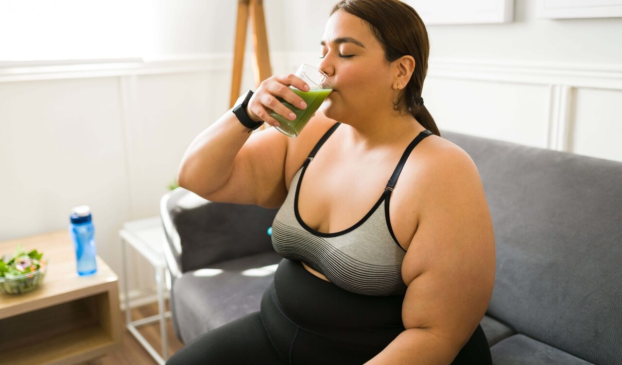 Tomar muito suco pode atrapalhar o emagrecimento?