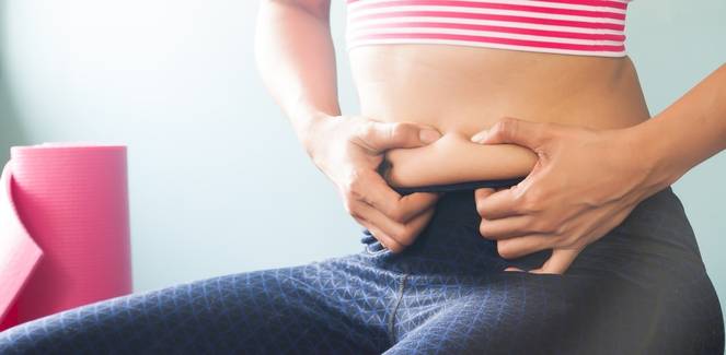 Treino para eliminar a gordura nos flancos, o famoso “pneuzinho”