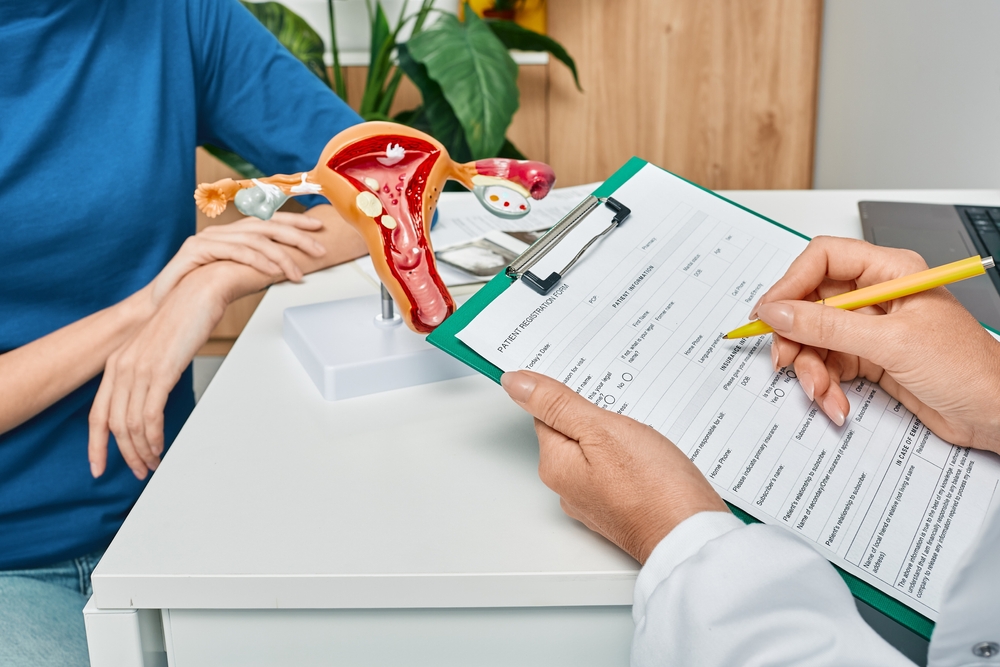 Idade para laqueadura cairá para 21 anos com novo projeto de lei