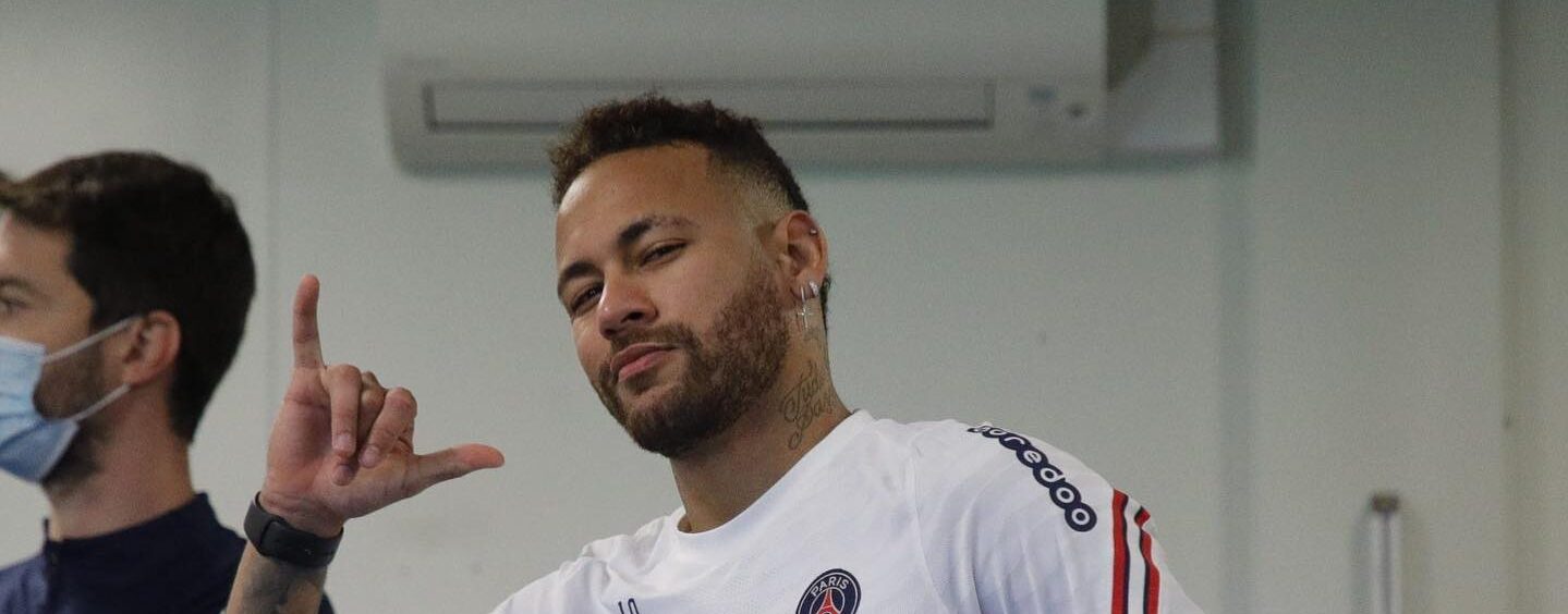 Neymar não pode beber refrigerante