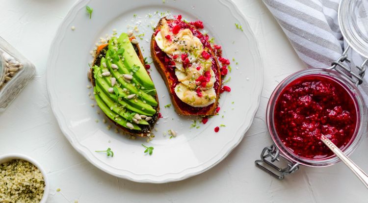 Café da manhã para quem tem gastrite: dicas, o que evitar e receitas