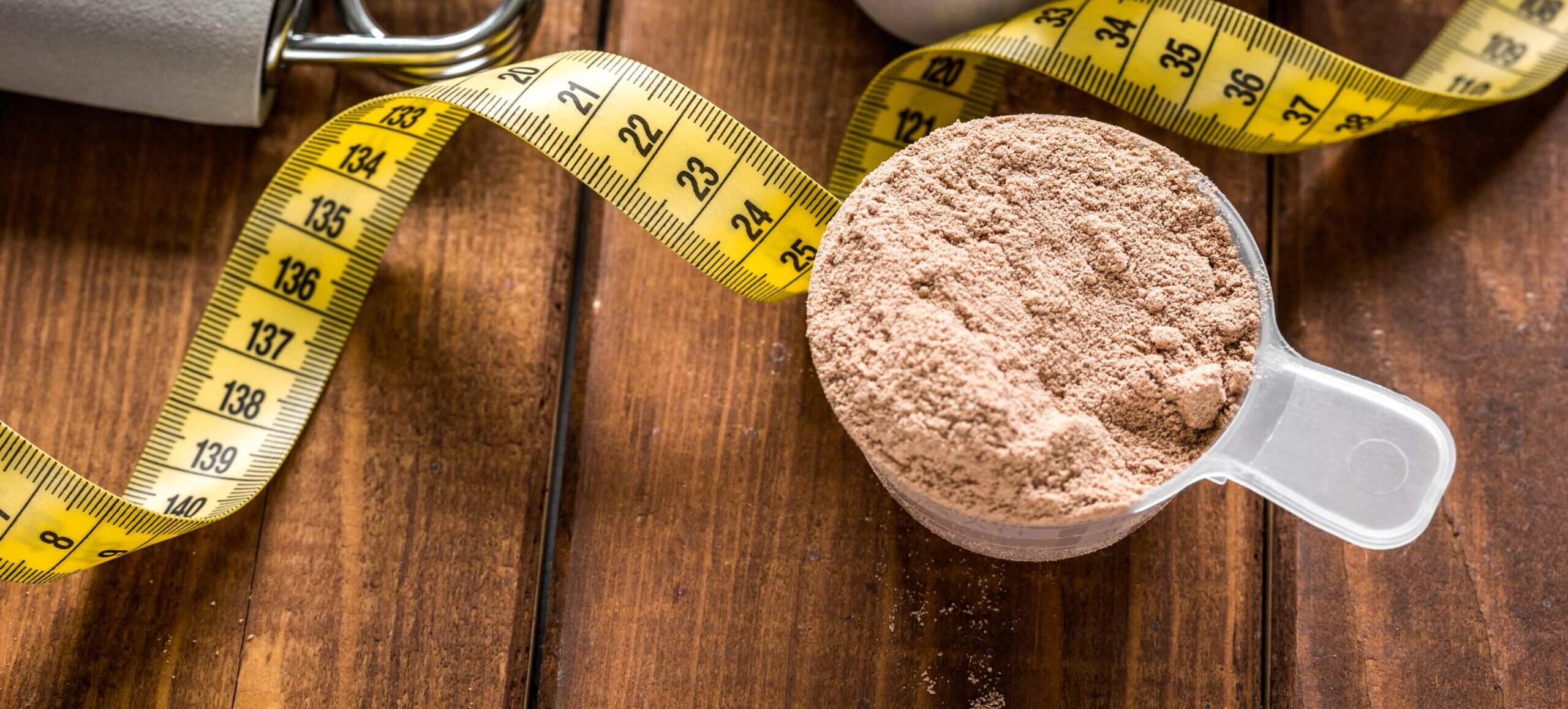 Whey Protein para emagrecer? Saiba se suplemento ajuda a perder peso