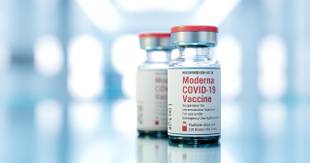 Vacina atualizada contra ômicron é liberada no Reino Unido