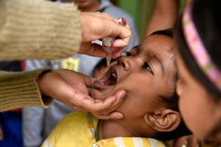 Vacinação contra pólio: campanha de multivacinação inicia nesta segunda