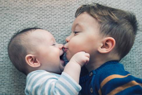 Bebê a caminho: como preparar o primogênito para chegada do irmão