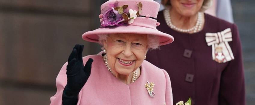 Problemas de mobilidade episódicos: do que sofria a rainha Elizabeth II?
