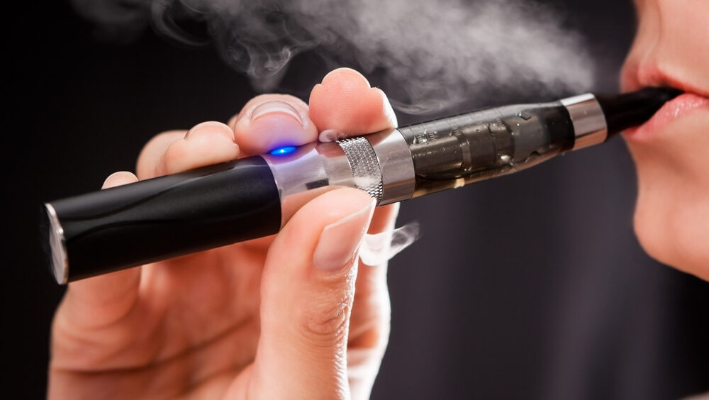 cigarro eletrônico e cirurgia de amígdala