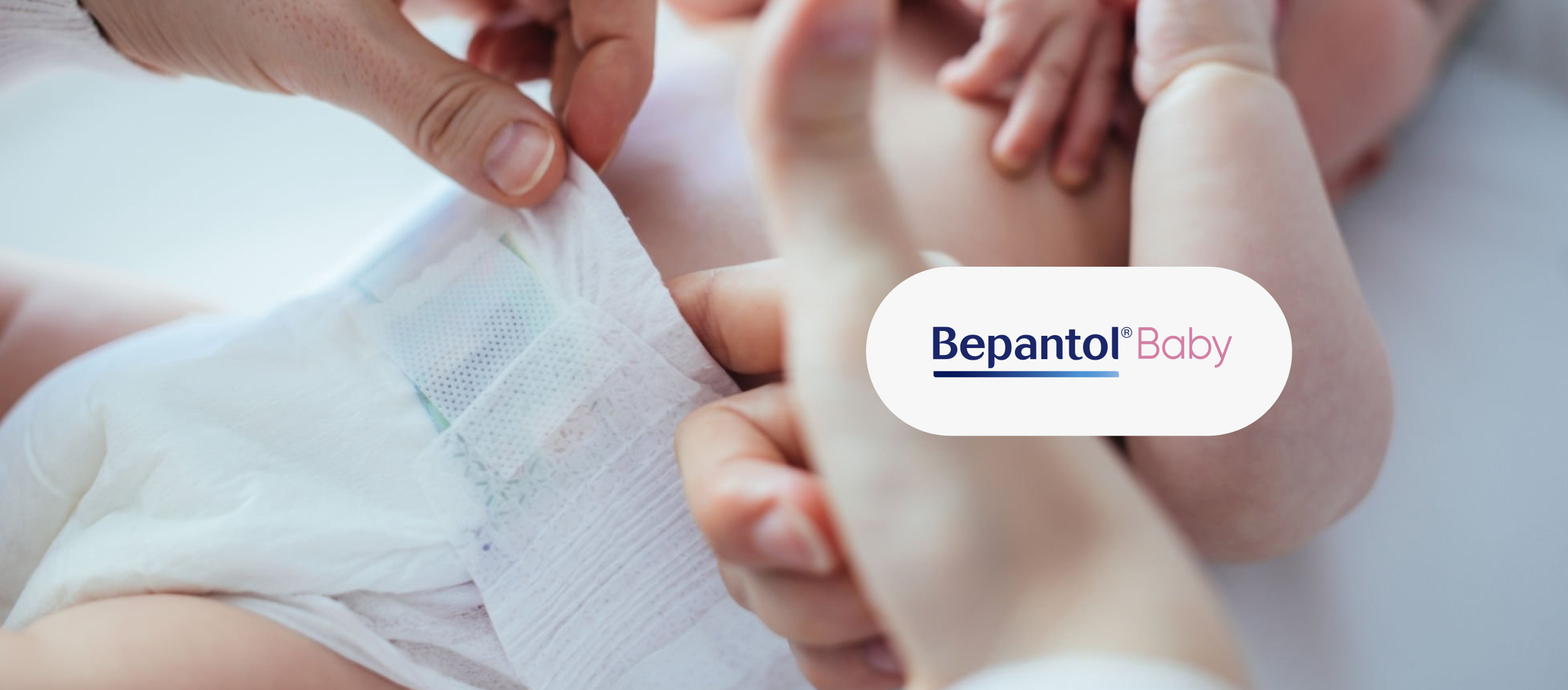 Passo a passo de como trocar a fralda do bebê