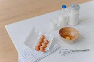 Como substituir ovo, leite e derivados de receitas?