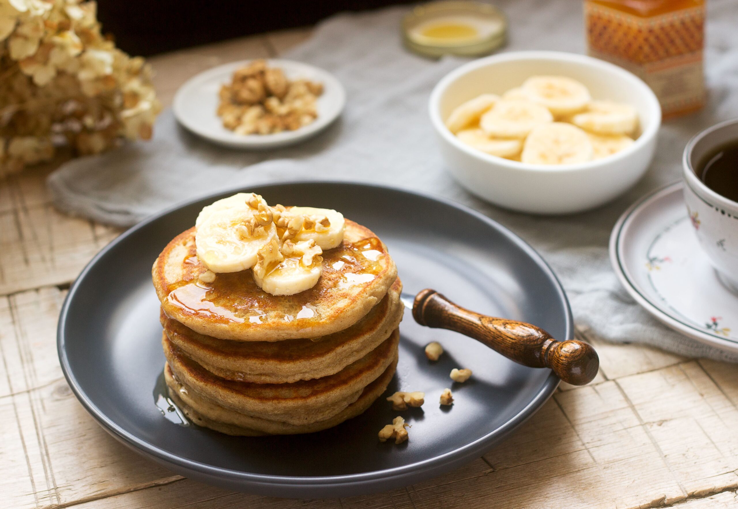 Alimentação saudável: aprenda a fazer panqueca de aveia e banana