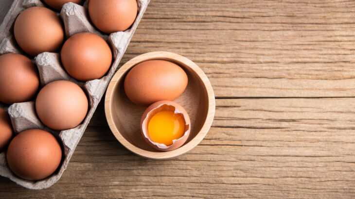 quanto de proteína tem um ovo