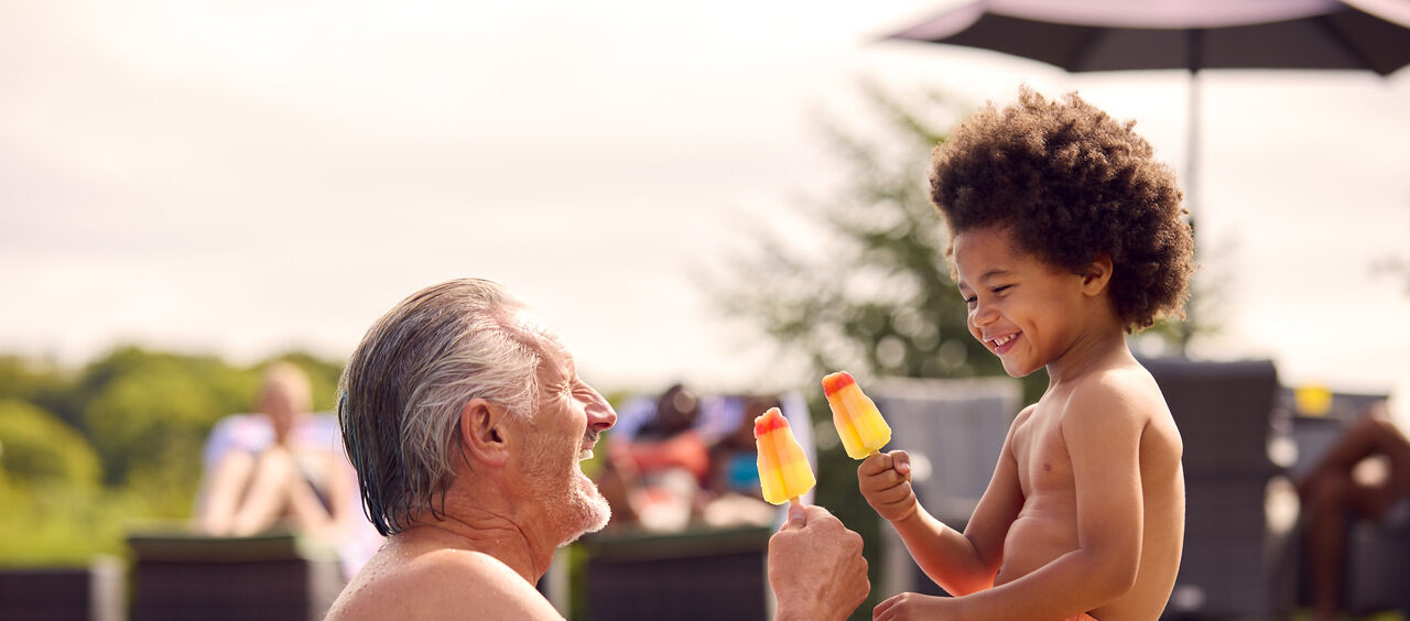 entrar na piscina depois de comer