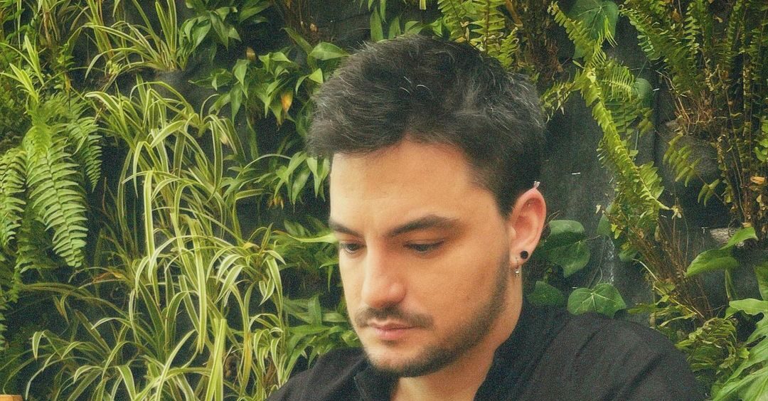 Felipe Neto calorias