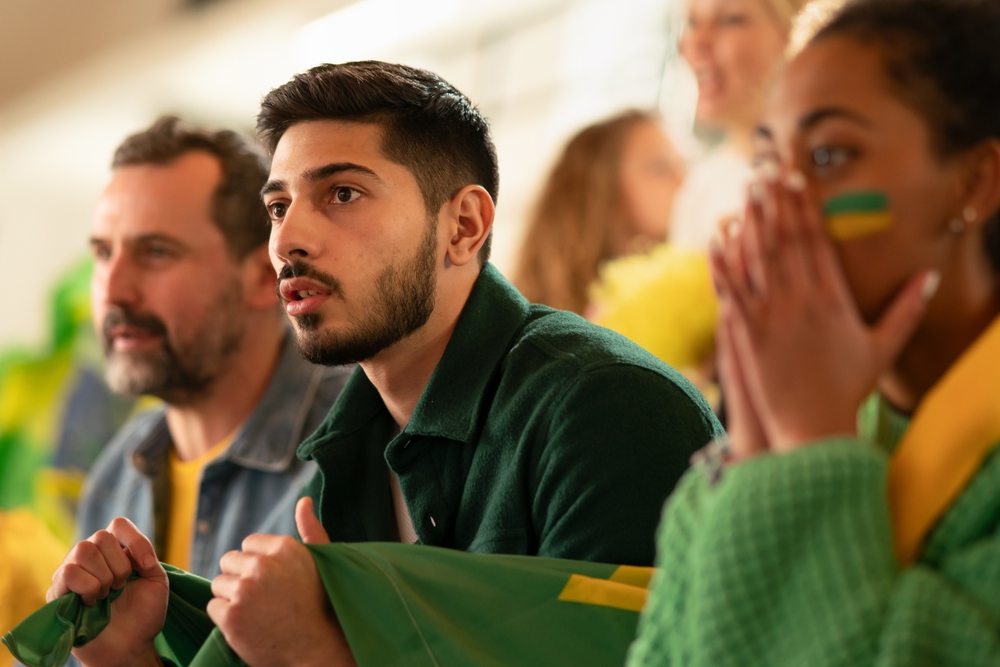 Casos de infarto aumentam em jogos de futebol, indica USP