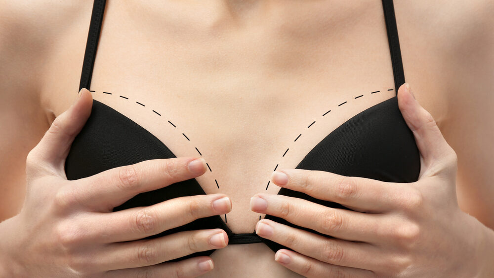 Qual a idade certa para fazer uma cirurgia plástica