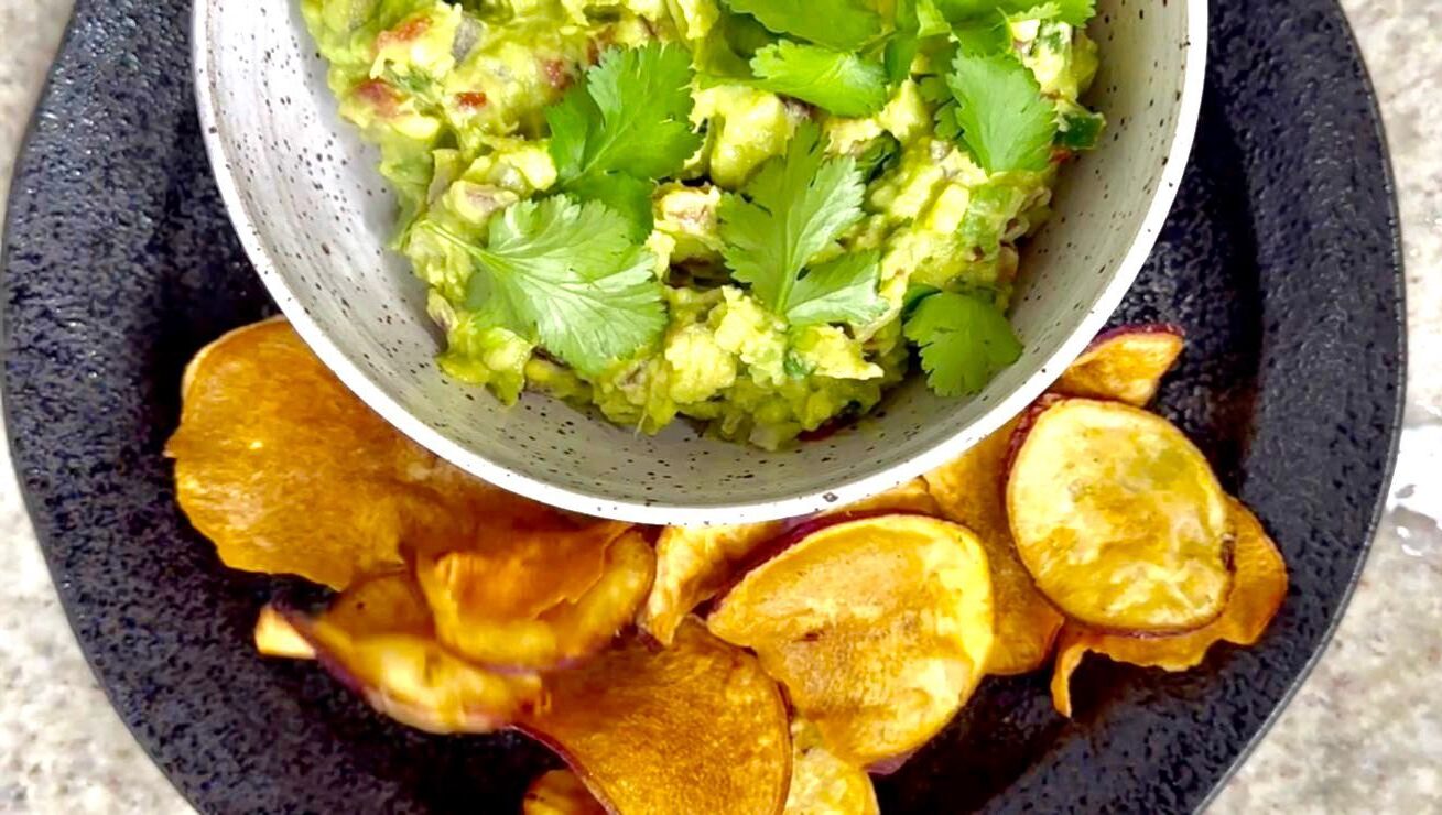 Ravi Leite ensina receita de guacamole a Copa!