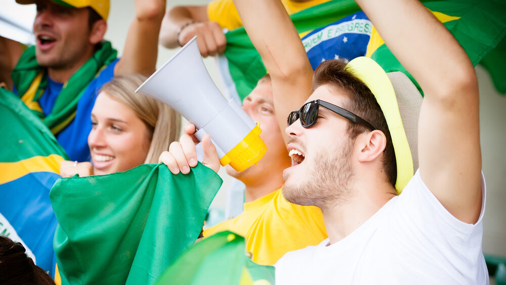 Ruído excessivo em estádios