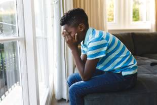 Como a relação ruim entre pais afeta a saúde mental dos filhos