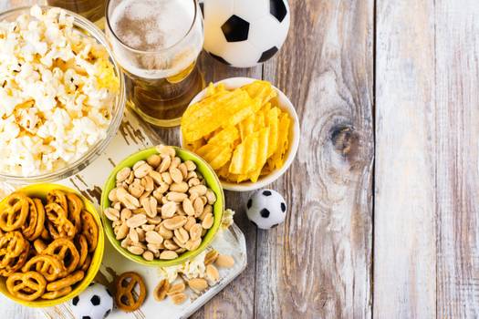 O que comer na Copa para não comprometer a dieta?