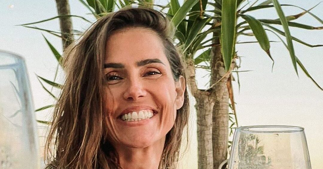 Deborah Secco tomou remédio para emagrecer
