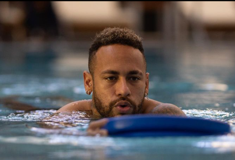 Recuperação de Neymar: veja como o treino de piscina pode ajudar