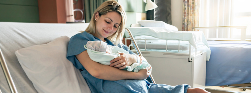 Bebê empelicado: fotógrafa registra momento raro em Minas Gerais