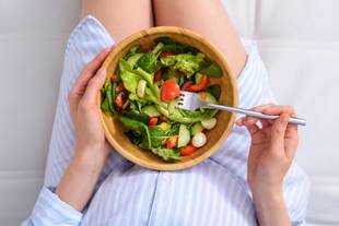 Dietas veganas e vegetarianas na gravidez: benefícios, como aderir e dicas