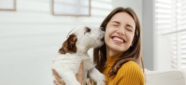 Conviver com cachorros prolonga a vida humana, diz estudo