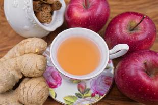 Chá de maçã e gengibre queima gordura e acelera o metabolismo? Veja receita