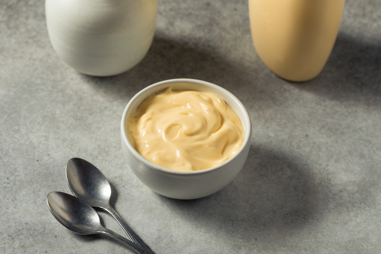 Confira como fazer maionese de coco vegana