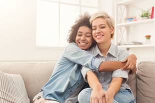 Dia da Amizade: benefícios de socializar