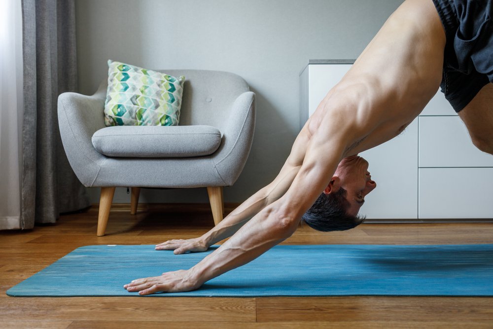 Texto, O que é Hatha Yoga? É um exercício físico? Emagrece?, yoga em casa