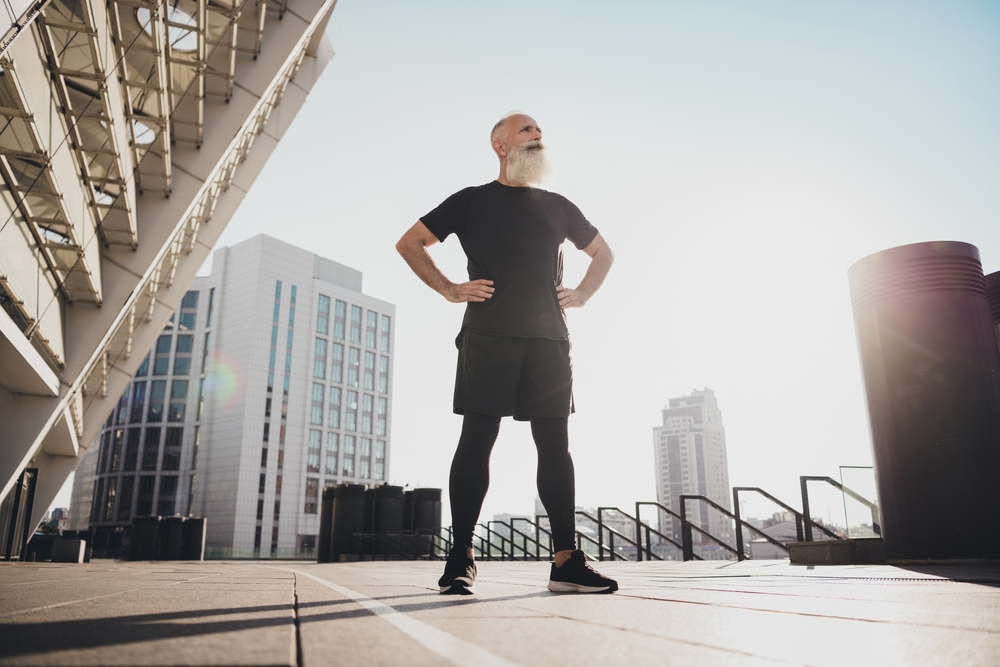 Treino de resistência melhora o sono e os sinais da sarcopenia em idosos