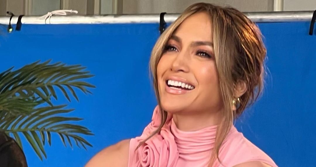 Aprenda a fazer a salada baixa em calorias da J Lo!