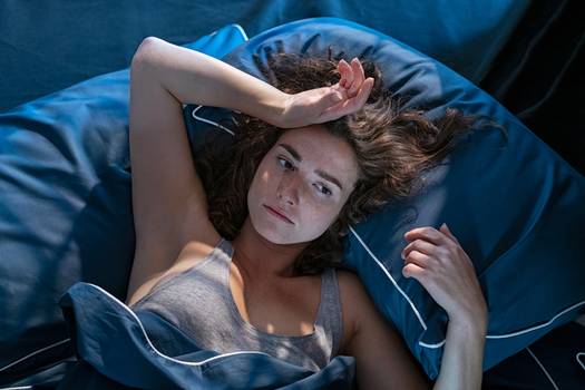 Sudorese noturna: por que algumas pessoas suam muito durante o sono?