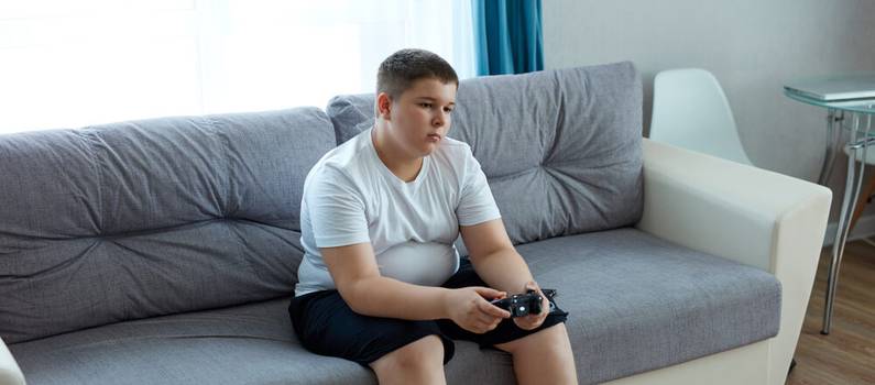 Obesidade em meninos pode prejudicar a puberdade, diz estudo