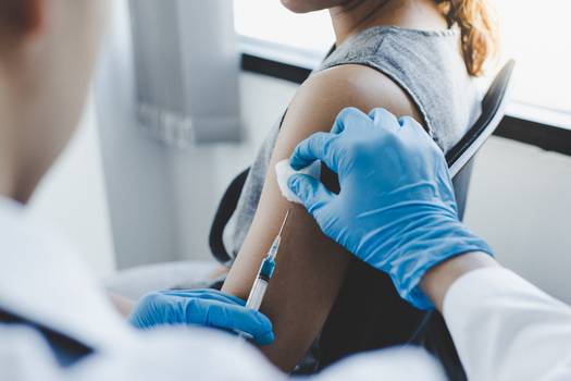 Vacina da gripe em SP: Estado prorroga campanha por mais 30 dias