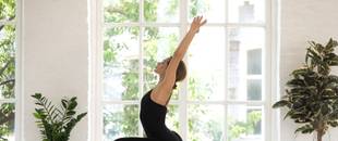 Yoga para definir o bumbum: confira as melhores posturas