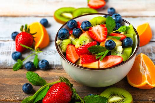 8 frutas diuréticas para desinchar o corpo: veja lista