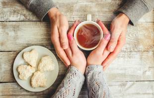 Frio aumenta vontade de comer doce? Endocrinologista explica relação