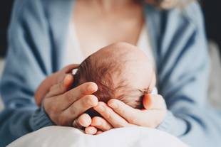 Parto autoassistido: quais são os riscos para a saúde da mãe e do bebê?