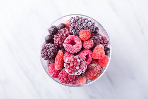 Dá para congelar frutas sem perder os nutrientes? Veja dica de armazenamento
