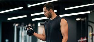 Treino de bíceps: confira os exercícios que não podem ficar de fora