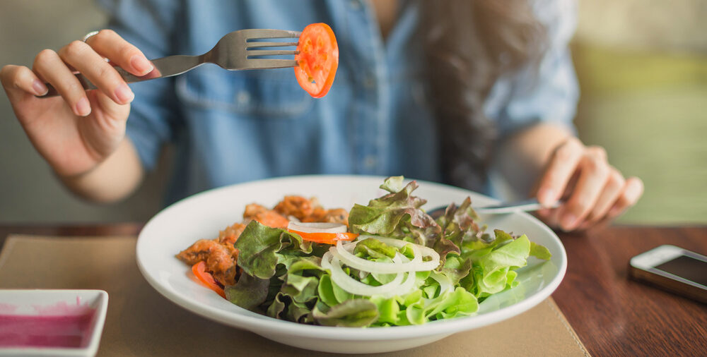 Alimentos que dão saciedade: confira quais incluir na dieta