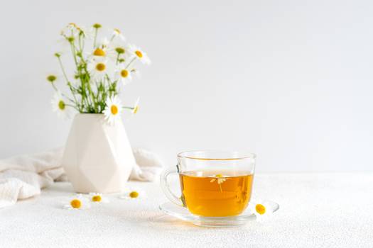 Chá de camomila: benefícios, para que serve e como preparar
