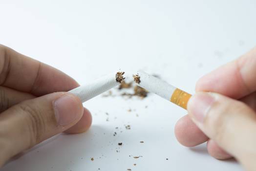 Parar de fumar reduz em até 40% o risco de diabetes tipo 2