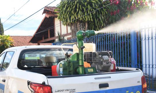 Fumacê usado no combate à dengue traz riscos à saúde?