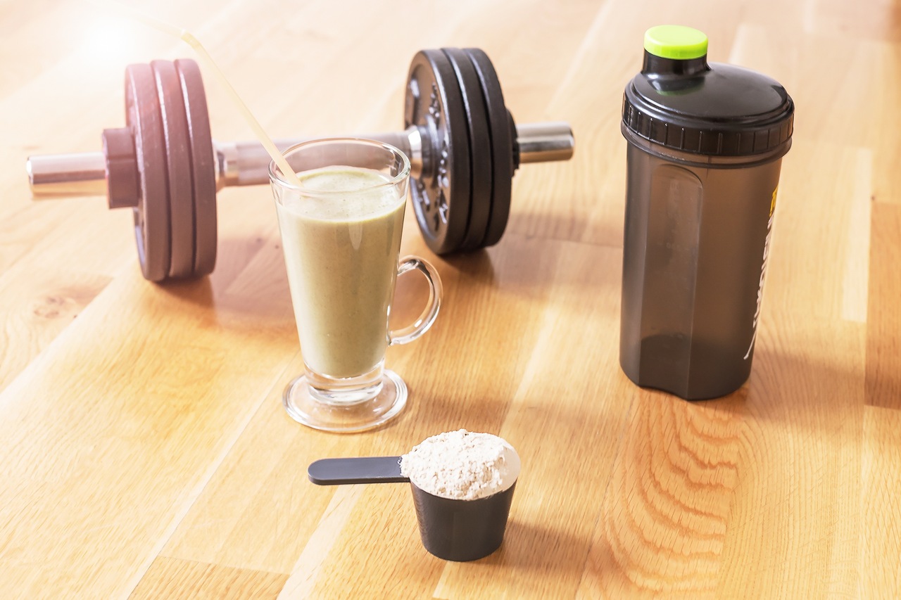 Precisa treinar para tomar whey protein?