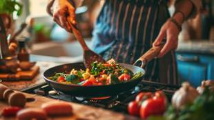 */Cozinhar para comer melhor: os benefícios da comida caseira